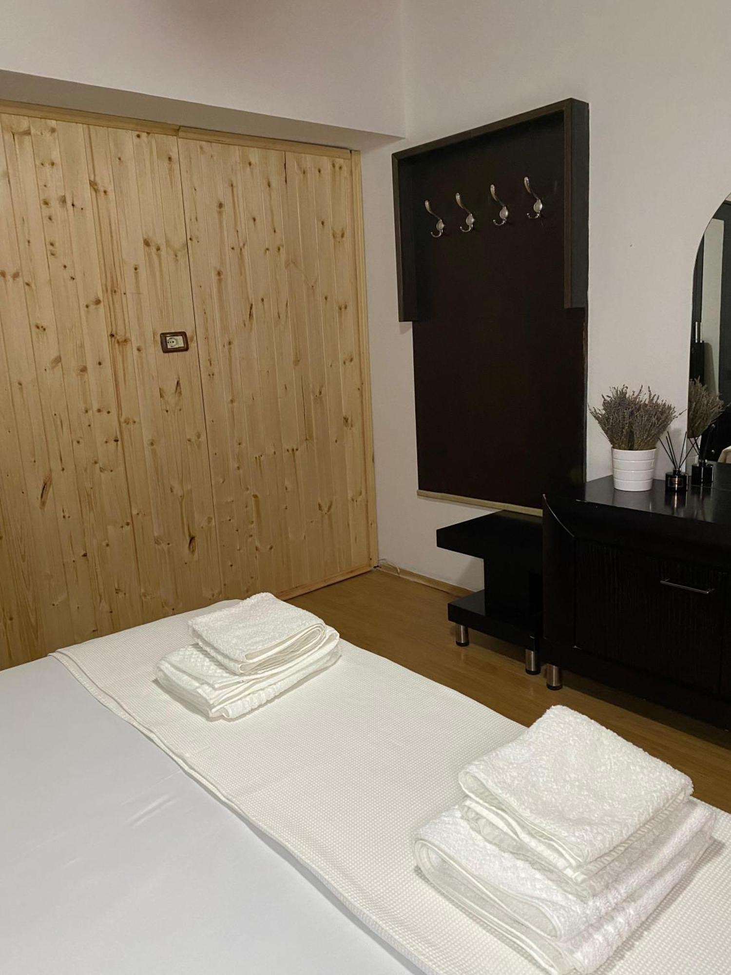 Gjirokastër Bertis Guest House מראה חיצוני תמונה