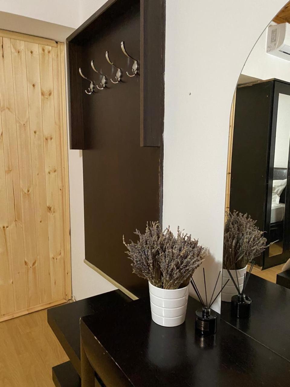 Gjirokastër Bertis Guest House מראה חיצוני תמונה